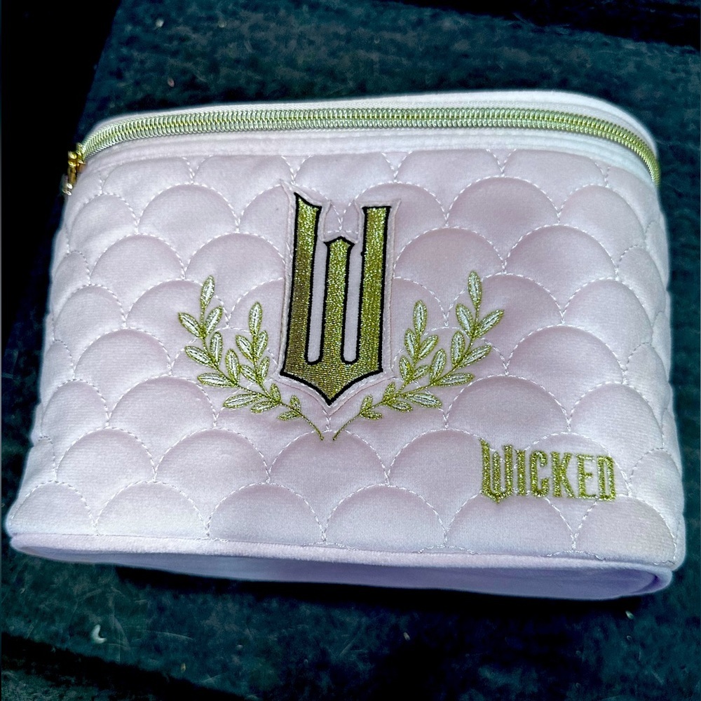 Wicked Makeup Bag-Glinda NWT​